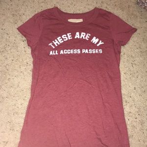 HOLLISTER graphic tee